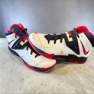 Nike LeBron Zoom Soldier 7 ‘White Red Black’